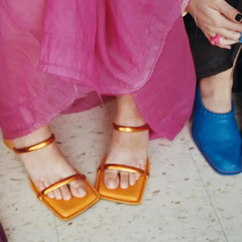 MIISTA NWOT Rejjie Metallic Square Toe Sandals in Orange Size 39/8.5